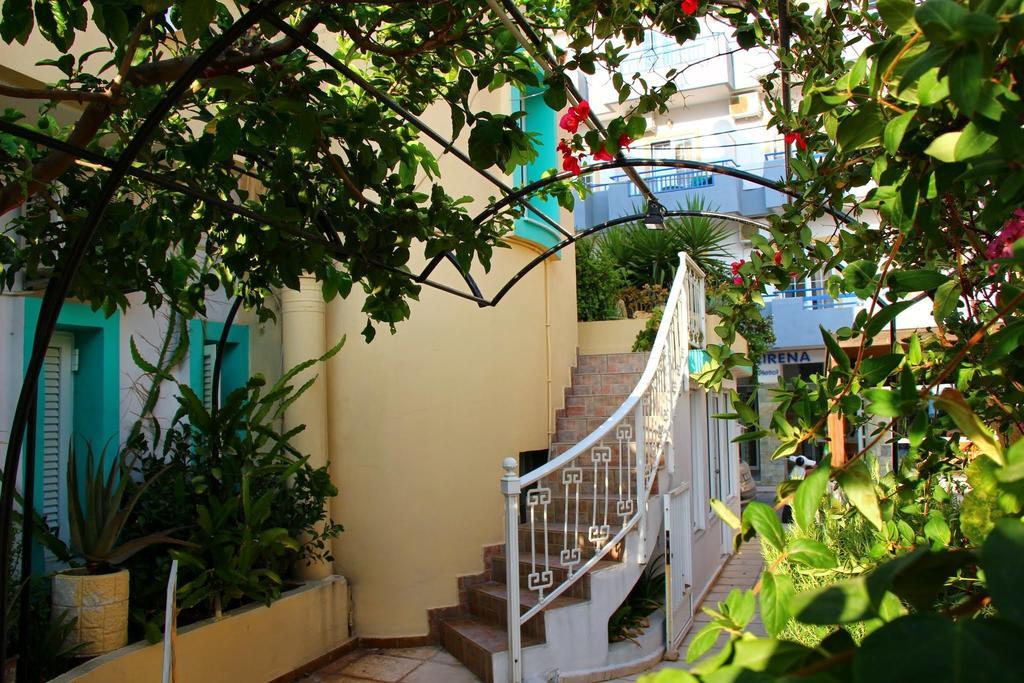 Albatross Apartments Amoudara Lasithiou Exterior foto