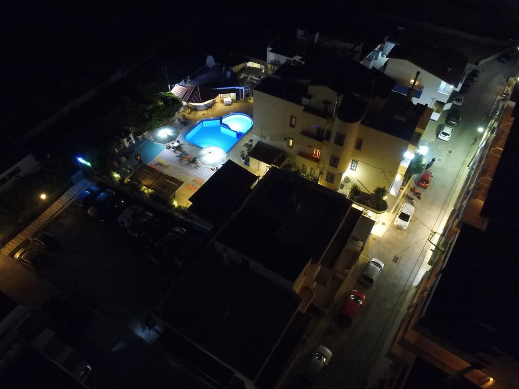 Albatross Apartments Amoudara Lasithiou Exterior foto